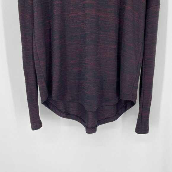 Calvin Klein Jeans  heathered burgundry long sleeve - Picture 4 of 12